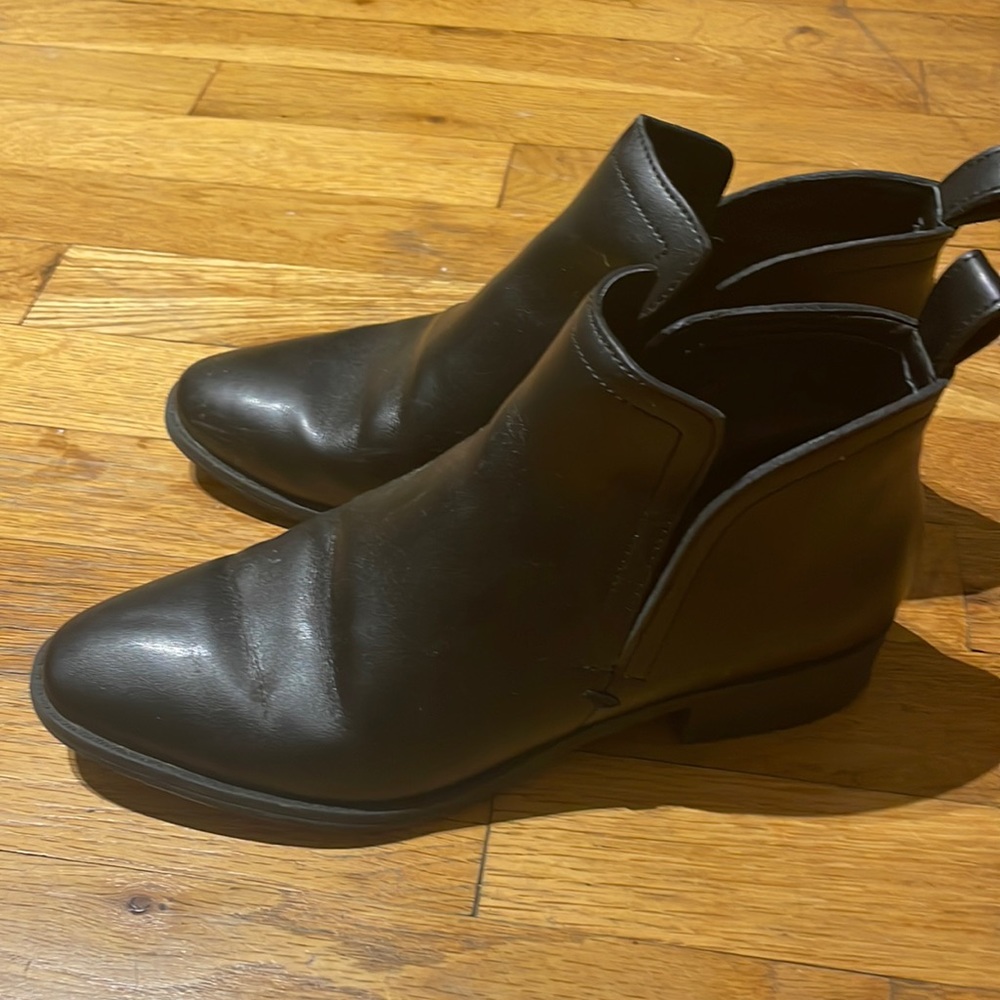 Dolce Vita black booties